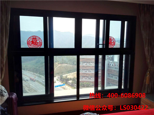 璞悅山3_副本.jpg “隔音窗”/